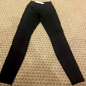 NWT Halara leggings